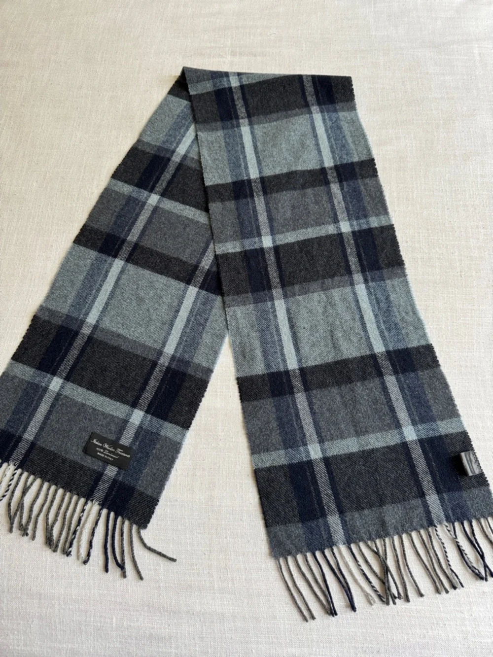Italian Woollen Treasures Plaid 100% Wool Black Grey Plaid Scarf 11”x66”